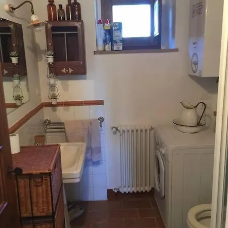 Tuscan For 6 People, Ideally Located Casa de Férias Cortona