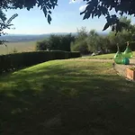 Semesterbostad Tuscan For 6 People, Ideally Located Cortona