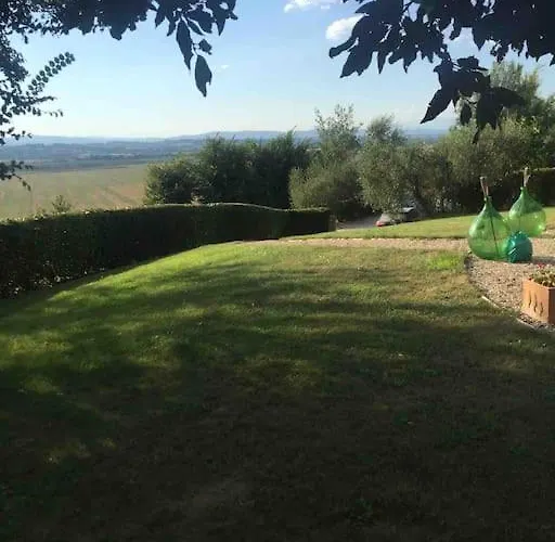 Nyaraló Tuscan For 6 People, Ideally Located Cortona