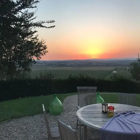 Tuscan For 6 People, Ideally Located בית נופש קורטונה
