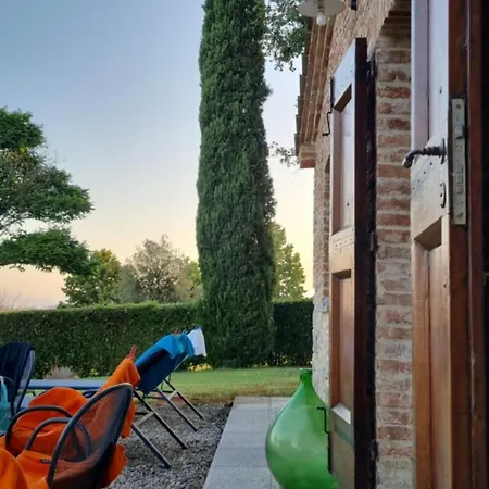 Tuscan For 6 People, Ideally Located קורטונה